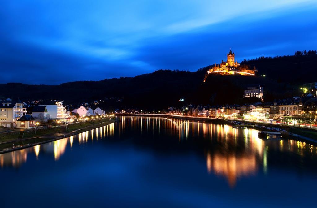 Haus Alte Rebe & Weisse Traube Appartamento Cochem Esterno foto