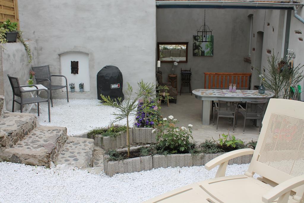 Haus Alte Rebe & Weisse Traube Appartamento Cochem Esterno foto