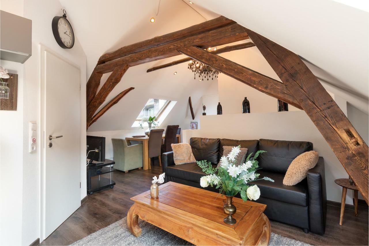 Haus Alte Rebe & Weisse Traube Appartamento Cochem Esterno foto