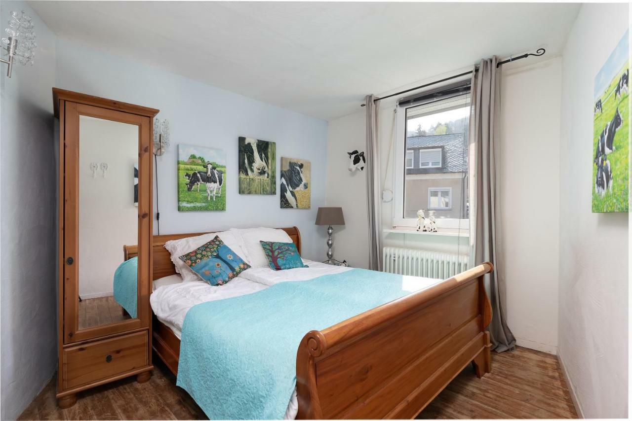 Haus Alte Rebe & Weisse Traube Appartamento Cochem Esterno foto
