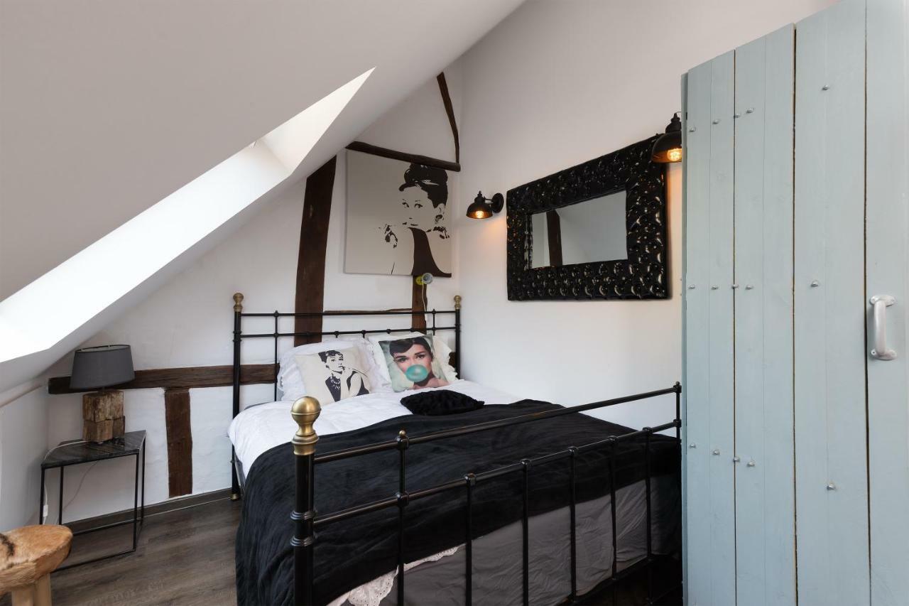 Haus Alte Rebe & Weisse Traube Appartamento Cochem Esterno foto