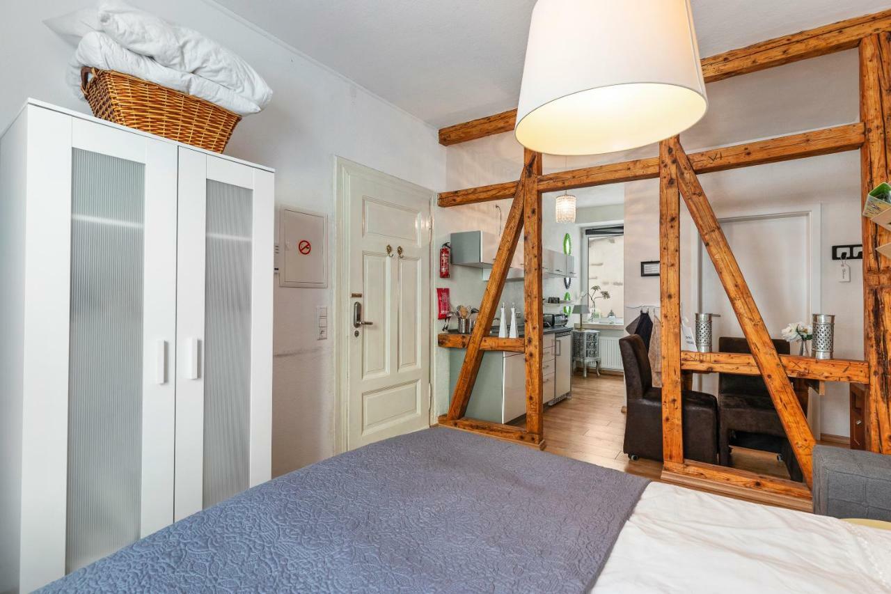 Haus Alte Rebe & Weisse Traube Appartamento Cochem Esterno foto