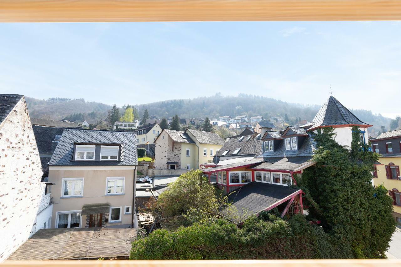 Haus Alte Rebe & Weisse Traube Appartamento Cochem Esterno foto
