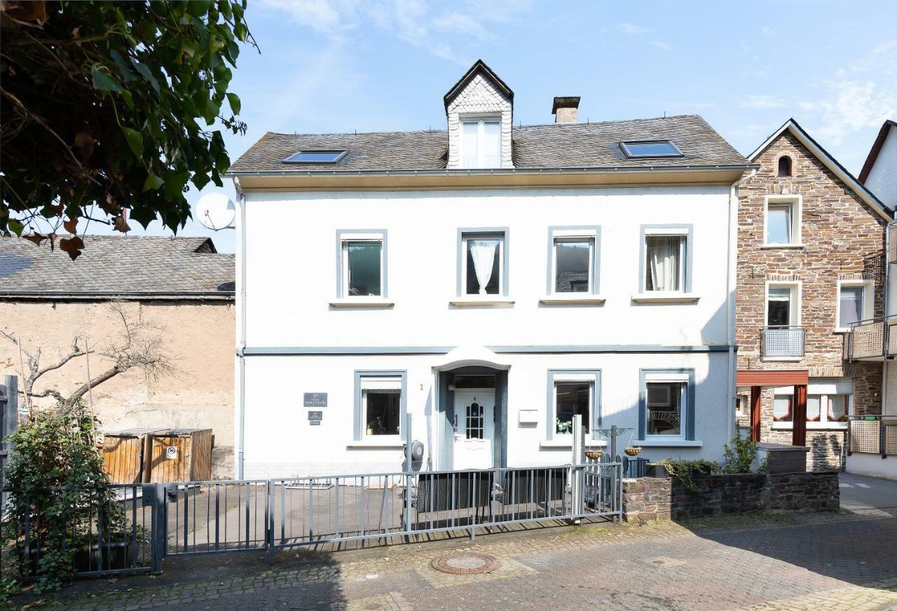 Haus Alte Rebe & Weisse Traube Appartamento Cochem Esterno foto