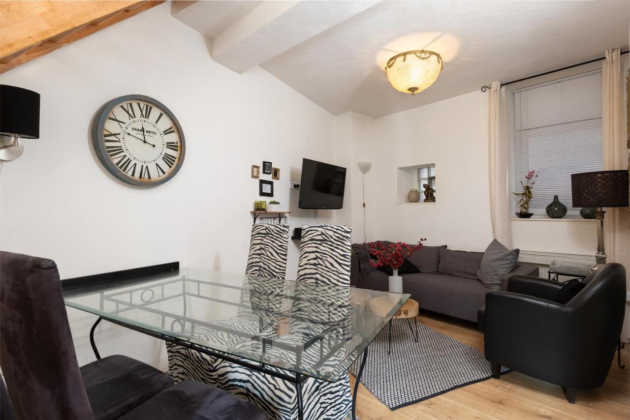 Haus Alte Rebe & Weisse Traube Appartamento Cochem Esterno foto
