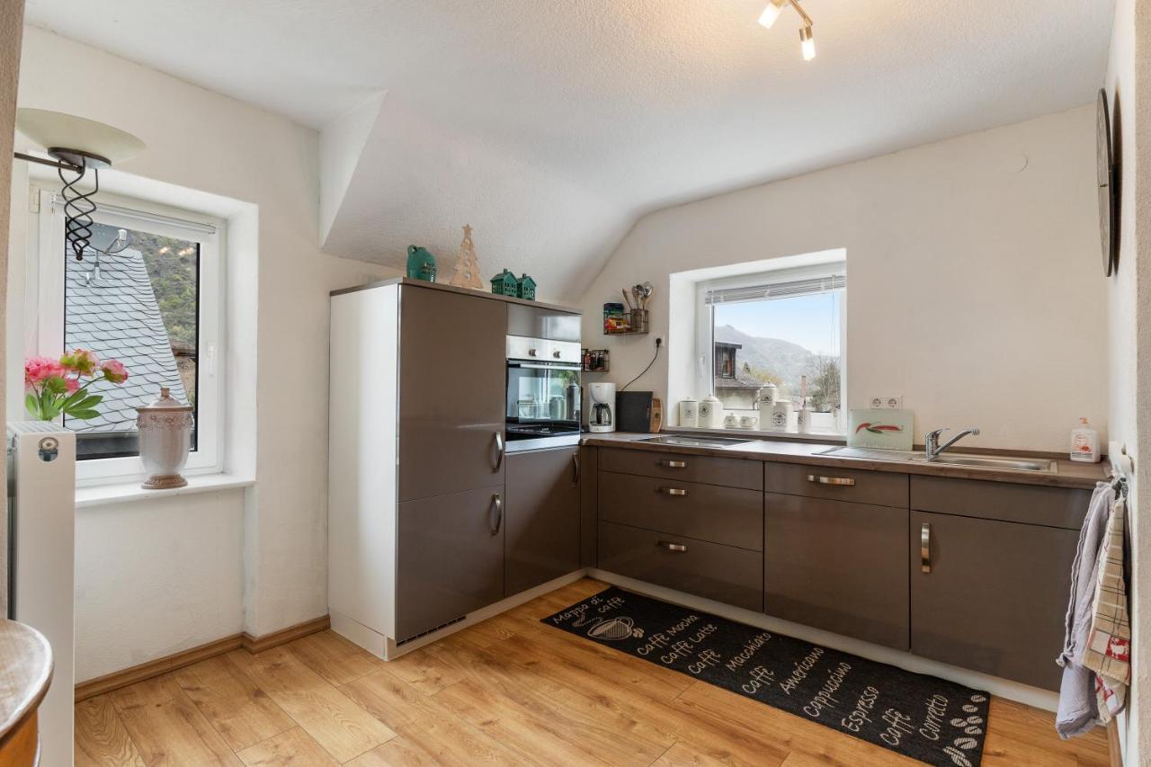 Haus Alte Rebe & Weisse Traube Appartamento Cochem Esterno foto